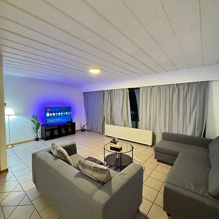 Appartement De Luxe Entierement Renove - Proche Aeroport De Bruxelles, Quartier Chic Esterno foto