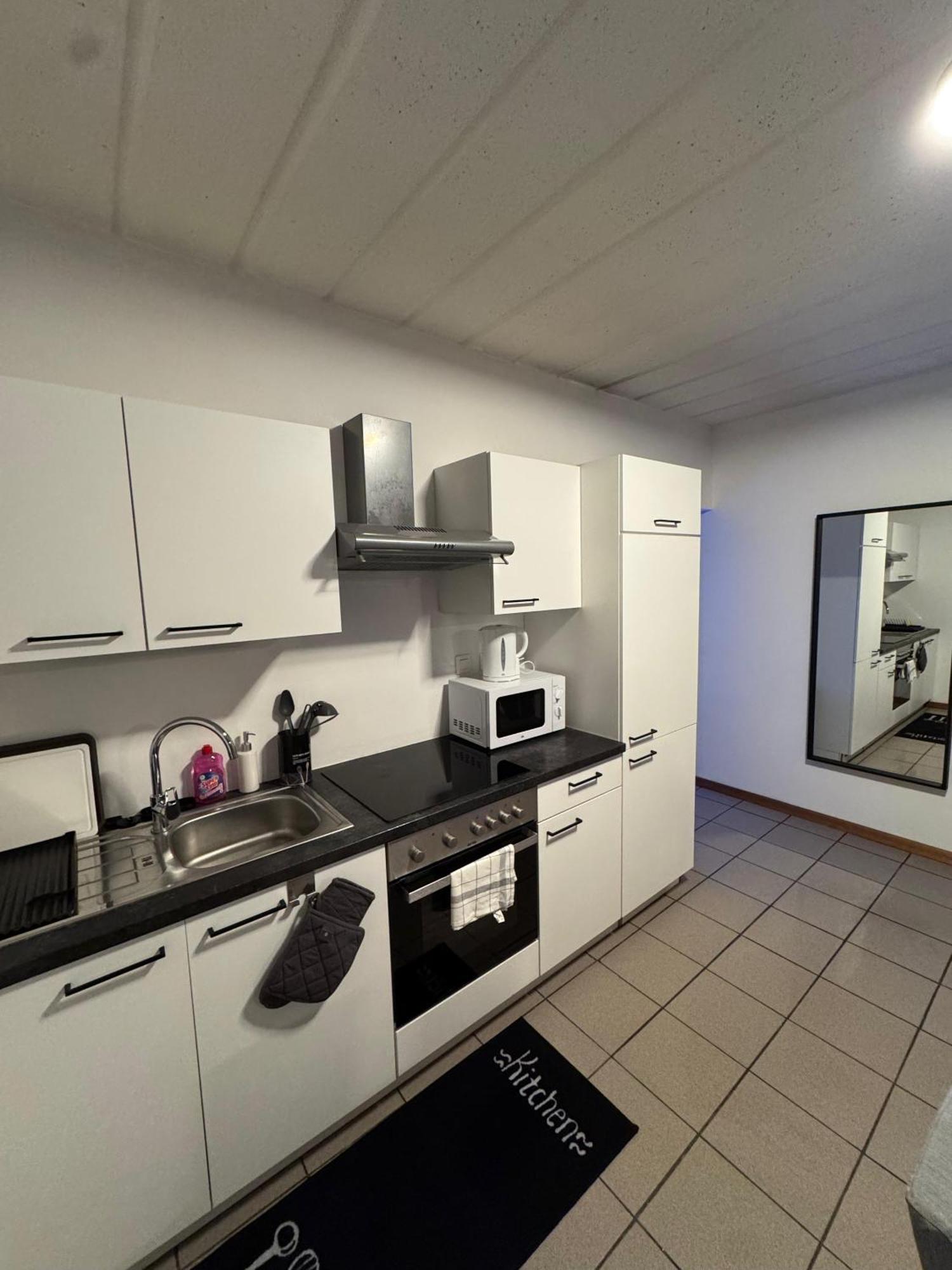 Appartement De Luxe Entierement Renove - Proche Aeroport De Bruxelles, Quartier Chic Esterno foto